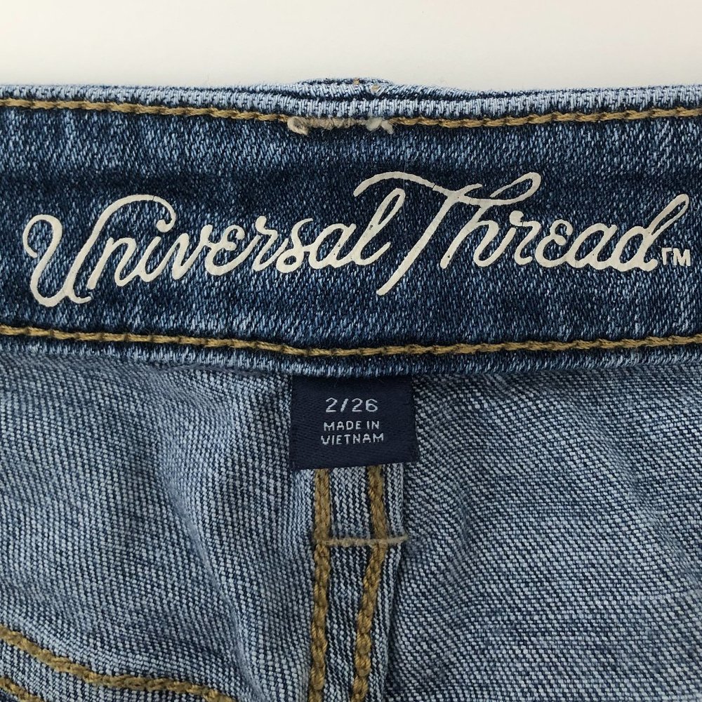 ♥️ Universal Thread Jeans - Picture 3 of 3